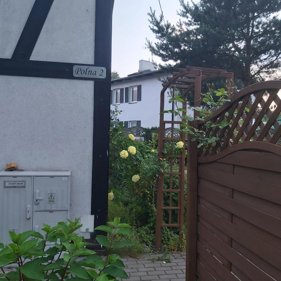 Nadmorskie Apartamenty ウストカ エクステリア 写真