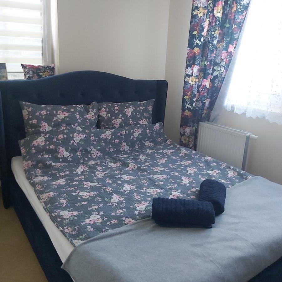Nadmorskie Apartamenty ウストカ エクステリア 写真