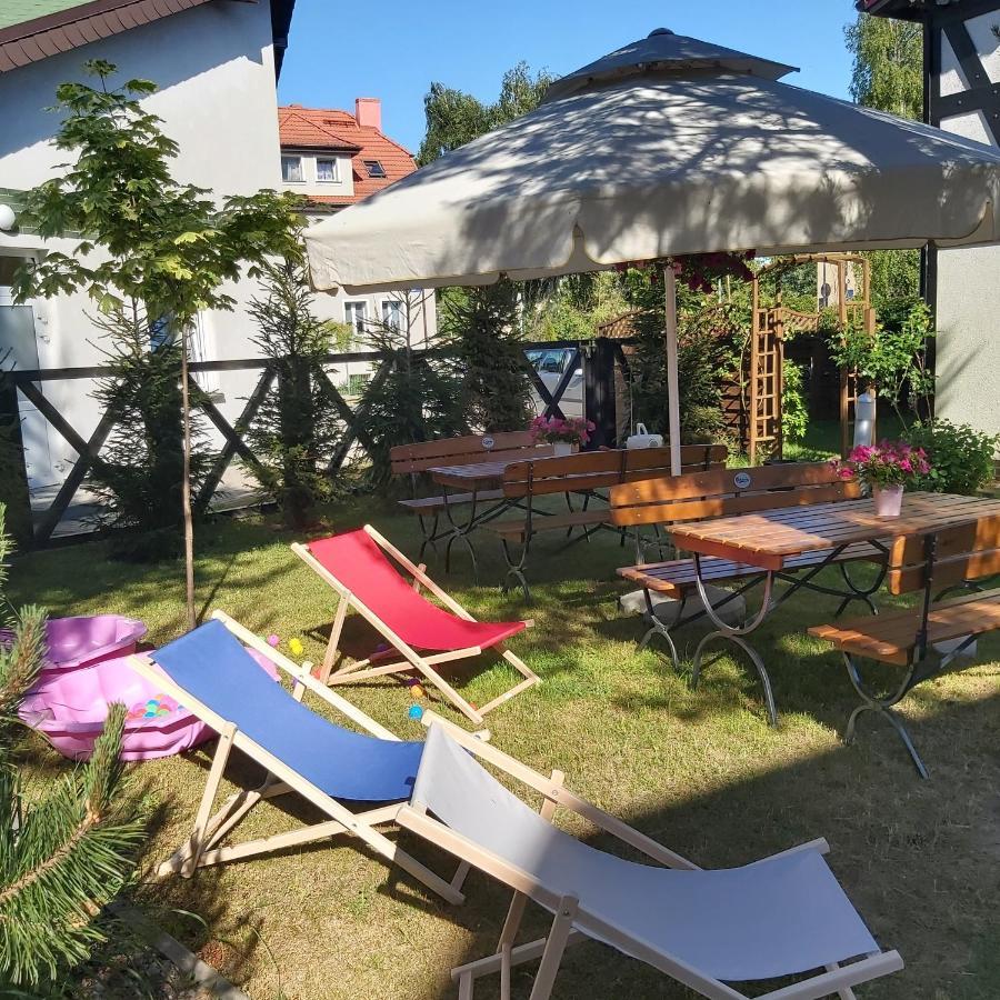 Nadmorskie Apartamenty ウストカ エクステリア 写真
